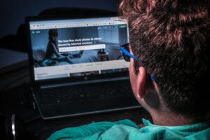 O Impacto da Pornografia na Cama: Alerta Real ou Terrorismo Psicológico?